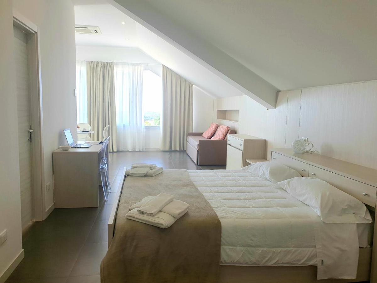 Hotel Grel Chiaramonte Gulfi Zewnętrze zdjęcie